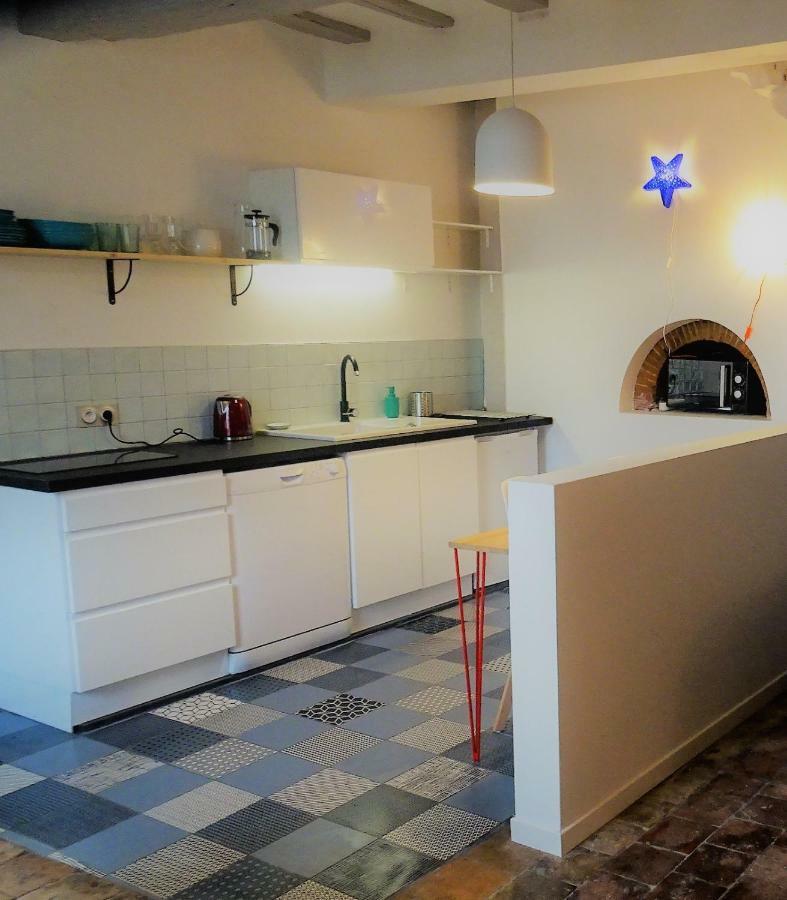 Spacieux Avec Vue Sur Appartement